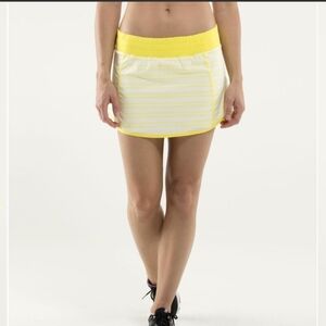 Lululemon Run Track Attack Skirt Yellow Size 10